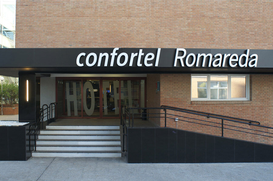 Ilunion Romareda Hotel Saragoça Exterior foto